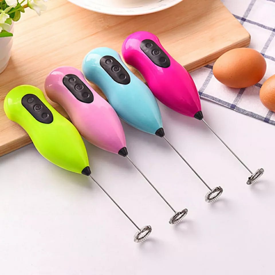 Fouet électrique, batteur à œufs électrique portable pour la cuisine pour  la maison fouets Mini mélangeur à main batteurs en acier inoxydable  batteurs à main électriques 0601 (couleur : blanc) : : Maison