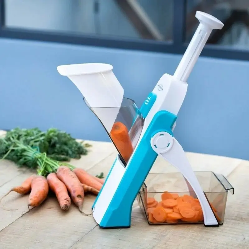 Râpe à legumes (carottes, concombre, etc…) mini avec 5 couteaux